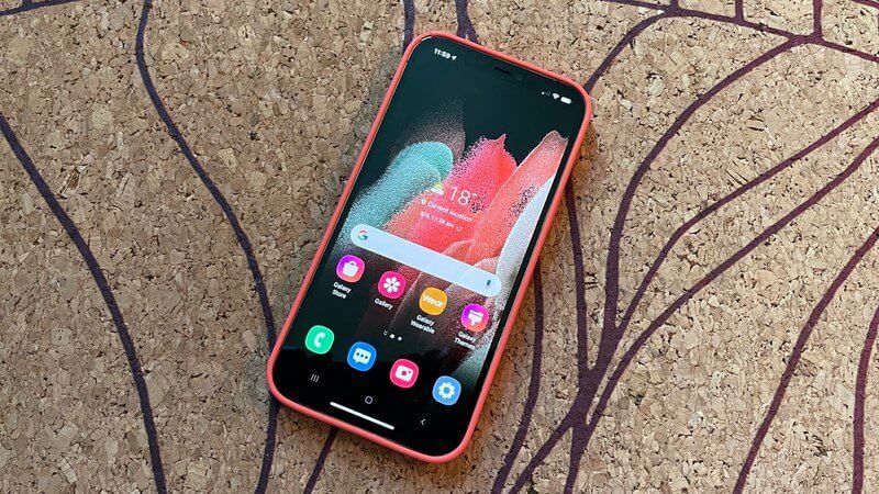 Это приложение эмулирует прошивку смартфонов Galaxy на iPhone. Это приложение эмулирует прошивку смартфонов Galaxy на iPhone. Фото.