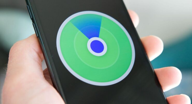 Приложение «Локатор» позволяет искать iPhone, даже если он не подключен к интернету и вообще разряжен. Фото.