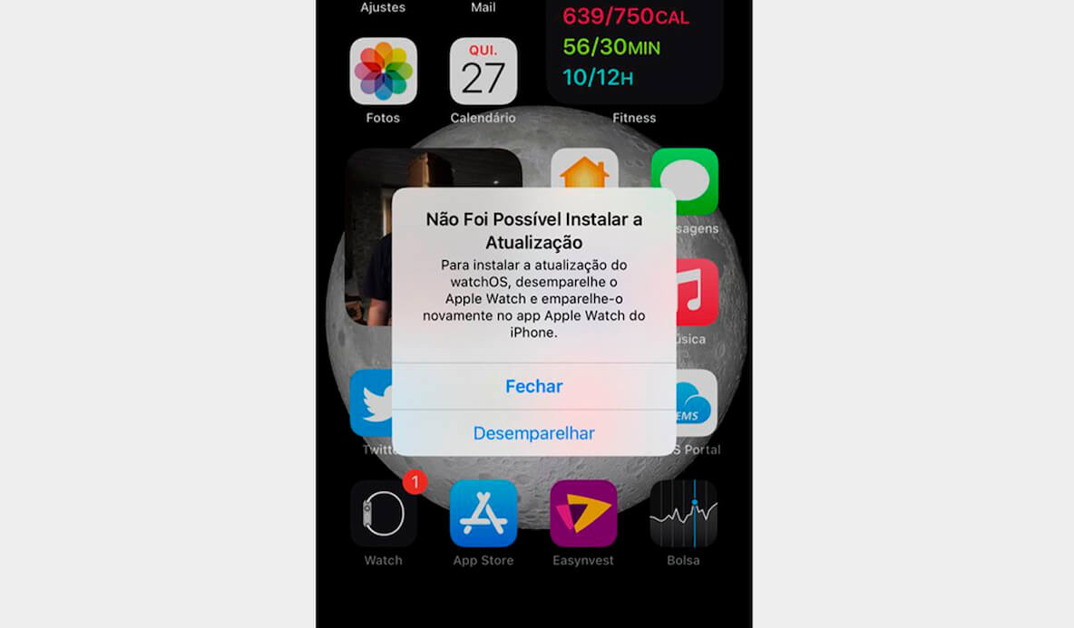 Вот такое уведомление получают пользователи Apple Watch Series 3. Тут рекомендуется отвязать часы от iPhone и удалить все данные, чтобы освободить память. Фото.