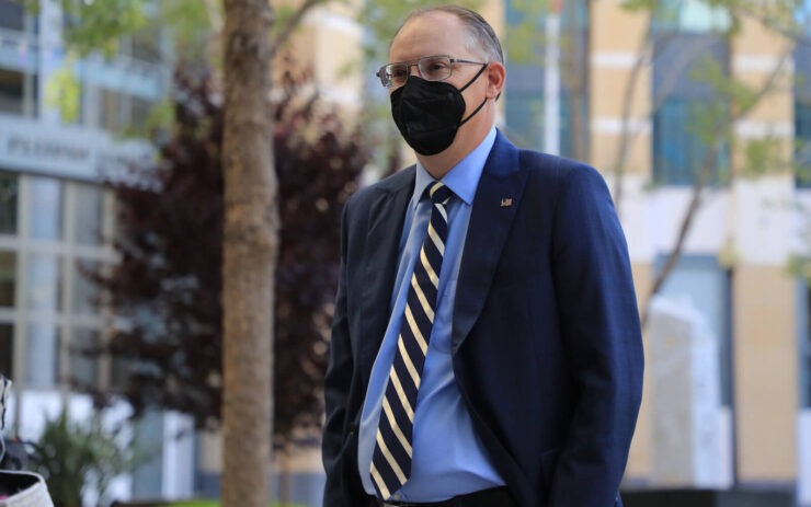 Уступки Apple для разработчиков. Тим Суини требует эксклюзивных условий для Fortnite, тем более что иногда Apple предоставляет их другим разработчикам. Уступки Apple для разработчиков. Тим Суини требует эксклюзивных условий для Fortnite, тем более что иногда Apple предоставляет их другим разработчикам. Фото.