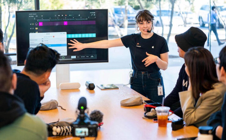 Где работать лучше: в офисе или на удалёнке. Эффективная работа возможна не только в офисе, считают сотрудники Apple. Где работать лучше: в офисе или на удалёнке. Эффективная работа возможна не только в офисе, считают сотрудники Apple. Фото.