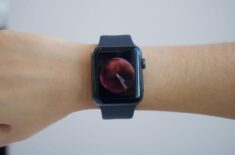 Apple Watch на руке