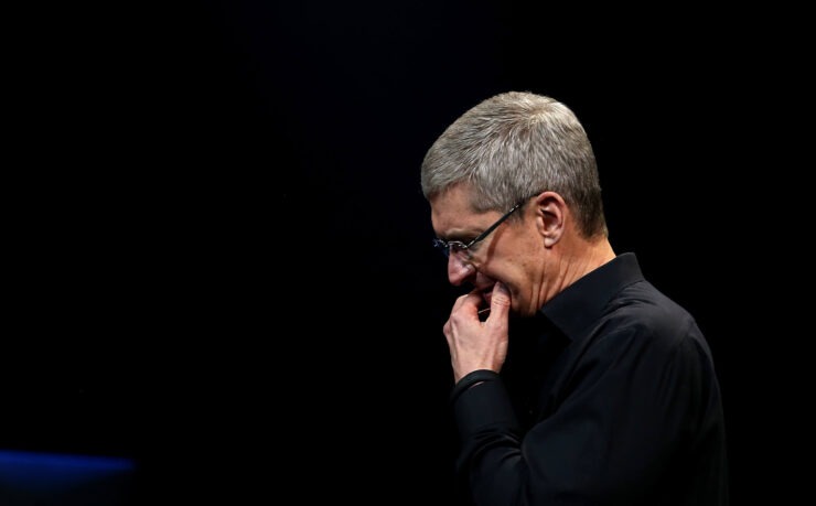 Независимо от звонков Кука, закон, против которого он выступал, всё равно приняли. Фото.