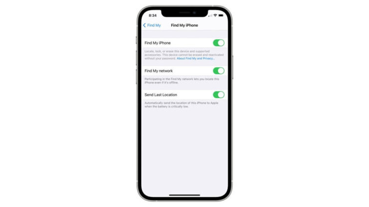 Чтобы поиск разряженного iPhone был возможен, нужно включить специальный пункт настроек. Фото.