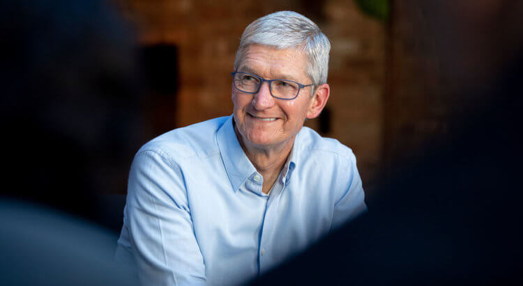 Яблочное кумовство: Тим Кук звонил членам Конгресса США и просил не принимать закон против Apple. Фото.