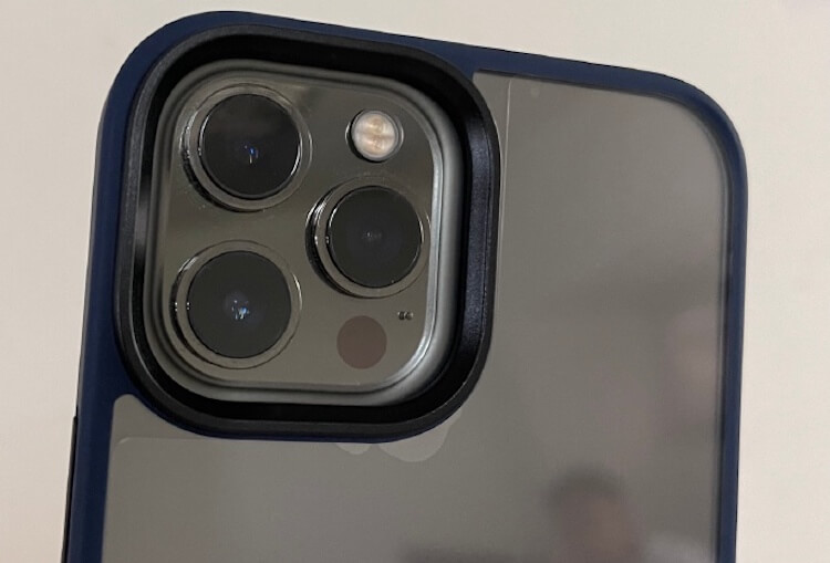 Чехол показал, чем iPhone 13 Pro будет отличаться от iPhone 12 Pro. Фото.