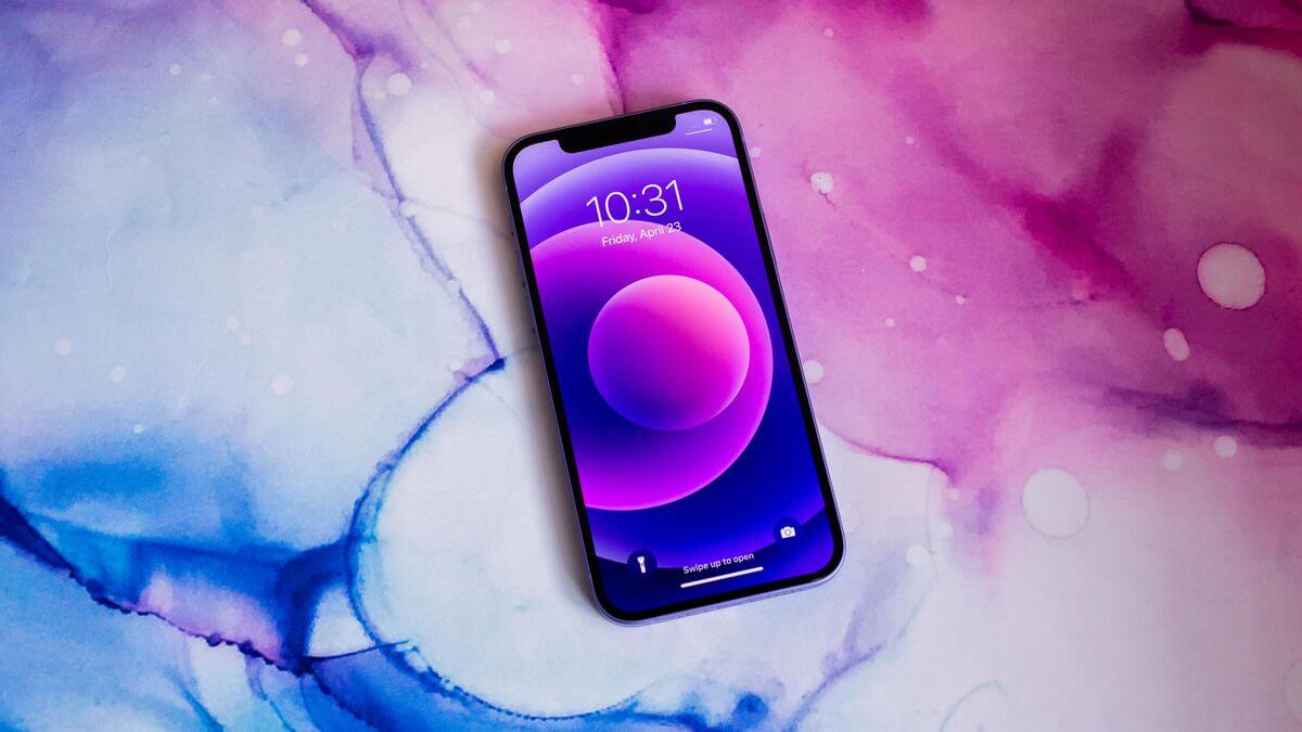 Все функции, перечисленные ниже, появятся в iOS 15, хотя их ждали в iOS 14.7. Фото.