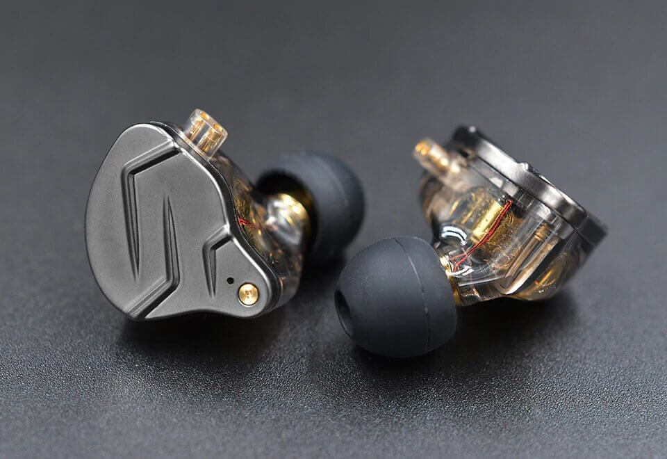 KZ ZSN Pro — классные недорогие «уши» за 1000 рублей. Фото.