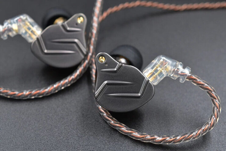 Какие наушники купить для lossless. KZ ZSN Pro — наушники со съёмным проводом. Какие наушники купить для lossless. KZ ZSN Pro — наушники со съёмным проводом. Фото.