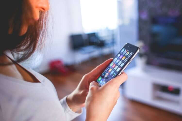 Как удобно расставить иконки приложений в iOS. Фото.