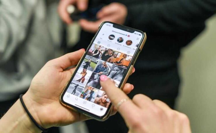 Apple будет проверять фото. Apple объявила о намерении сканировать фото не просто так. Фото.