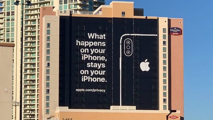 «Всё, что происходит на вашем iPhone, там же и остаётся». Теперь это реально пустые слова. Фото.