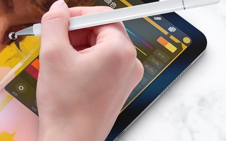 Наконечник этого Стилуса выполнен с кантом из силикона для более точного позиционирования. Фото.