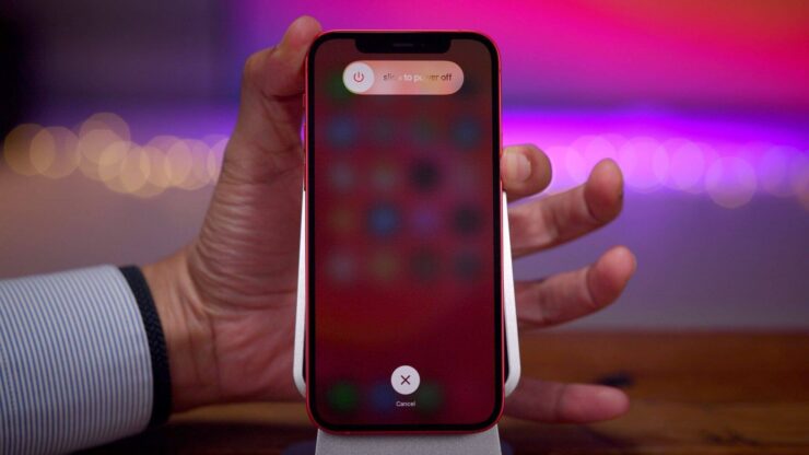 Ввод в режим DFU производится так же, как жёсткий сброс, просто кнопку питания нужно удерживать намного дольше. Фото.