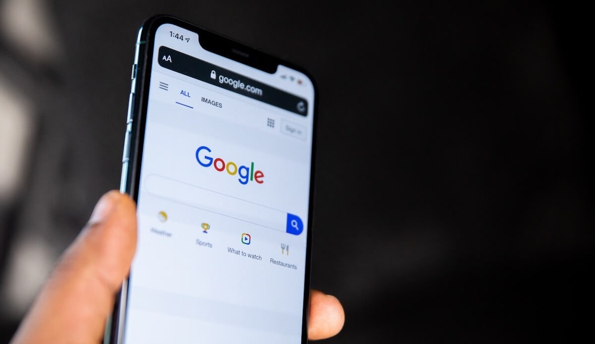 Судя по всему, Google готова платить Apple ещё больше. Фото.