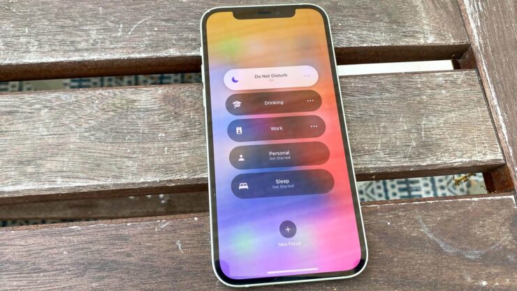 Универсальных нововведений в iOS 15 не так уж и много. Фото.