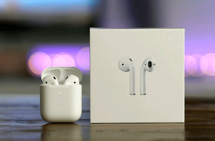 Почему на AirPods нет оригинальных аксессуаров. Фото.