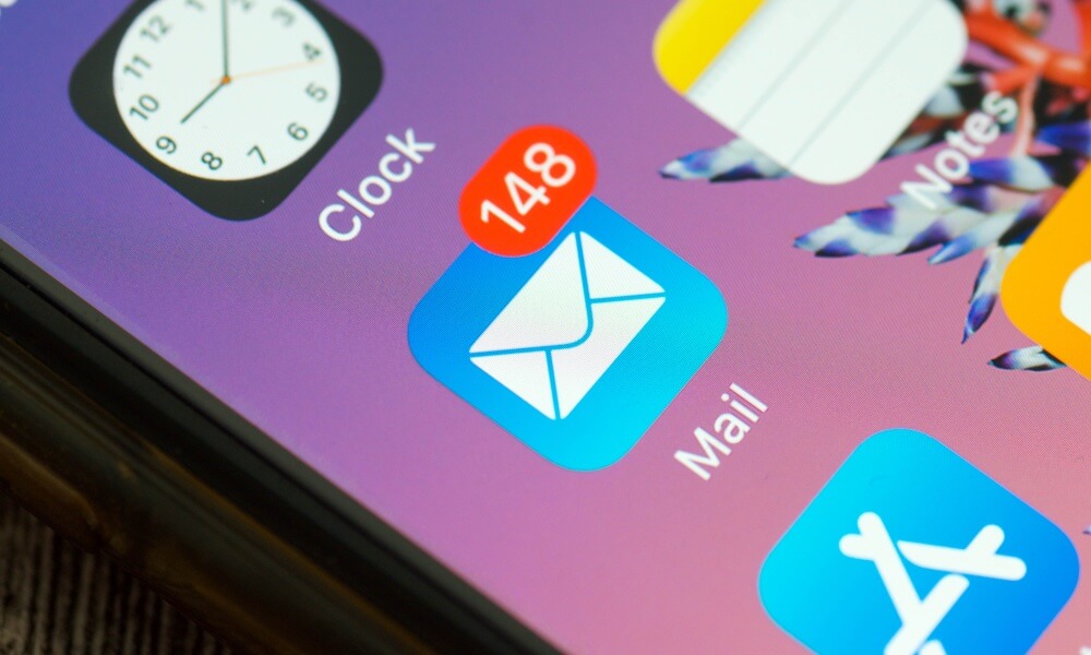 Пользовательские домены в почте iCloud появятся чуть позже. Фото.