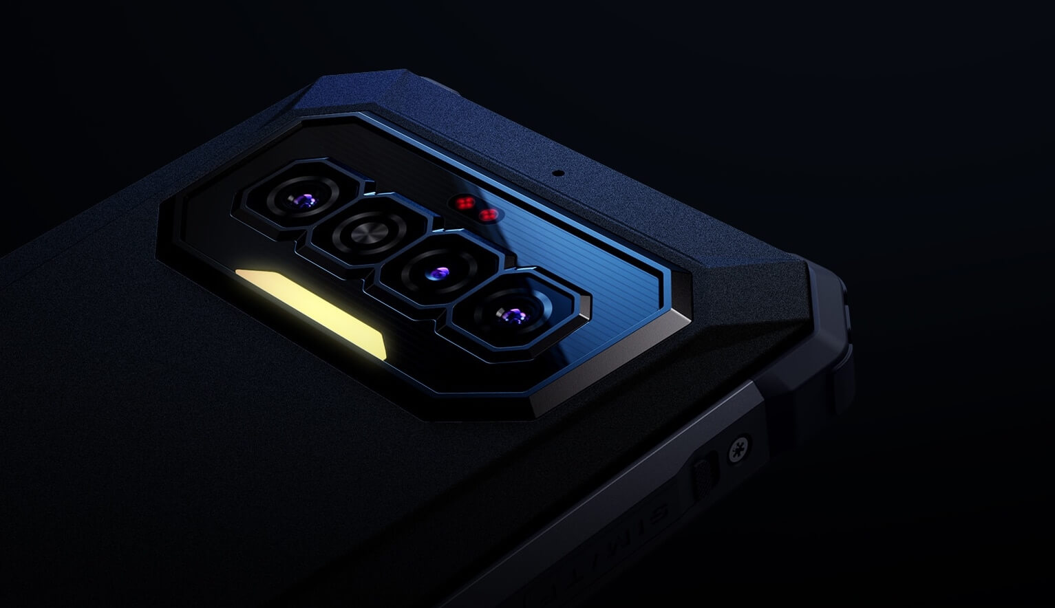 У iiiF150 R2022 реально очень необычная камера. Фото.