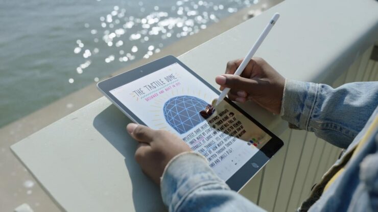 Дисплей iPad 9. iPad 9 поддерживает старый Apple Pencil и новый True Tone. Фото.
