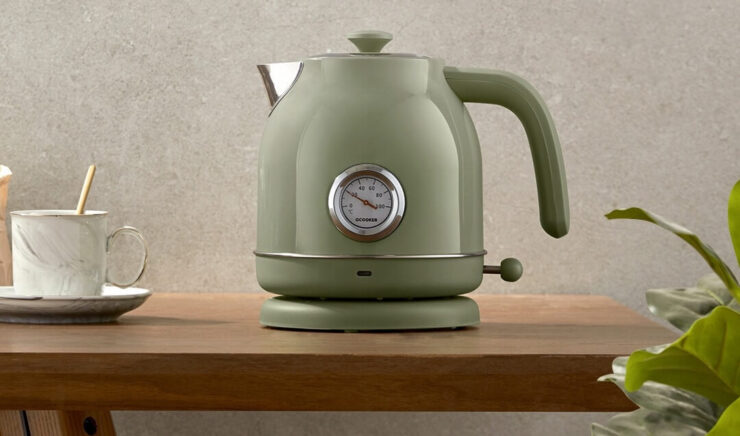 Купить чайник Xiaomi. Да, это не копия SMEG, но всё же очень красивый чайник. Фото.