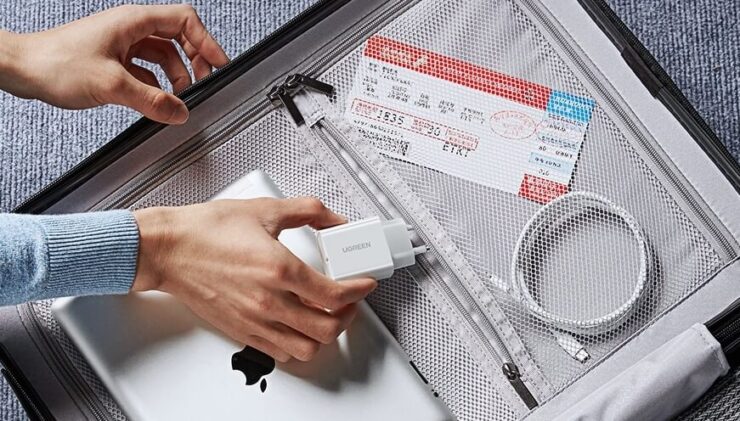 Какую зарядку купить для iPhone. Для iPhone нет смысла покупать более мощную зарядку, чем 20 Вт. Фото.