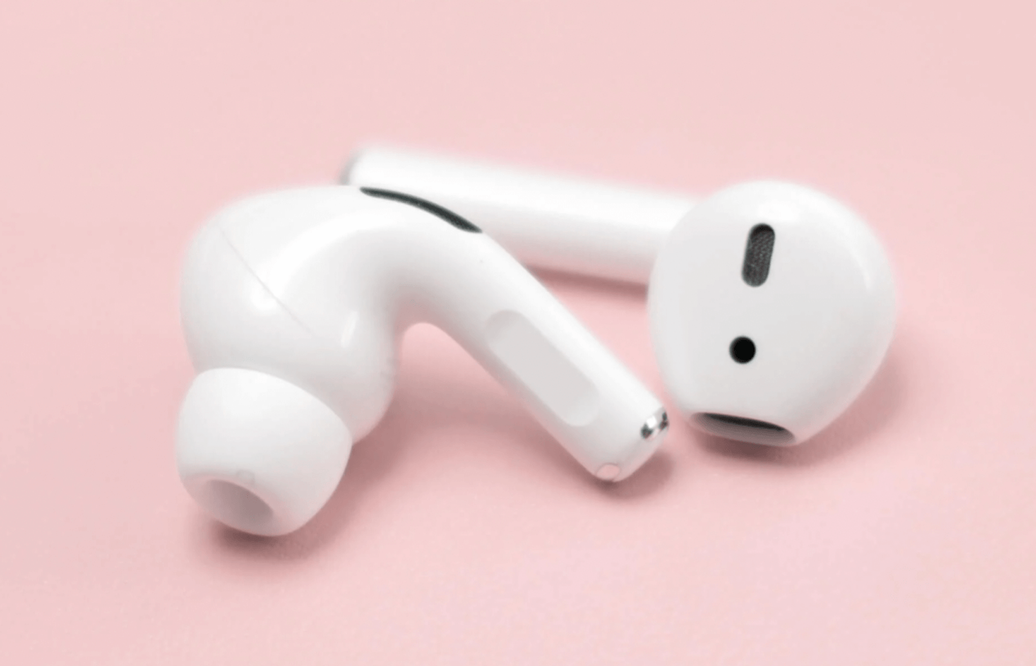 Что лучше: AirPods 3 или AirPods Pro. AirPods Pro по-прежнему лучшие. Что лучше: AirPods 3 или AirPods Pro. AirPods Pro по-прежнему лучшие. Фото.