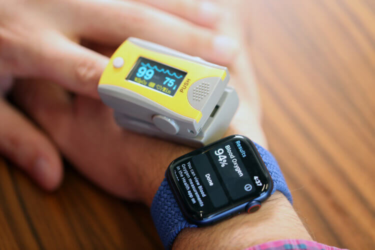 Медик объяснил, почему в Apple Watch не появится измеритель сахара в крови