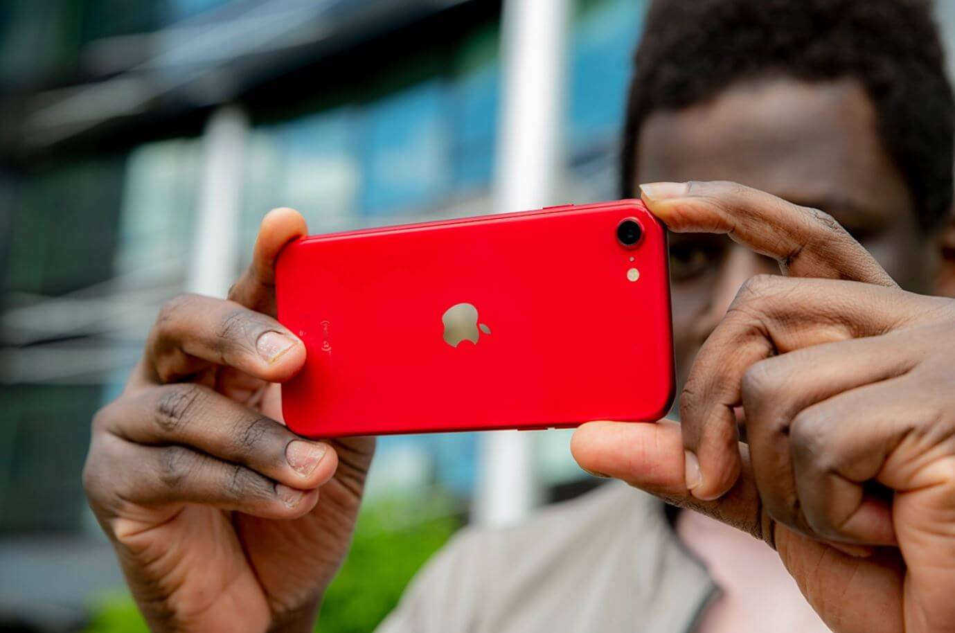 iOS 15 на SE 2020 работает отлично. Фото.