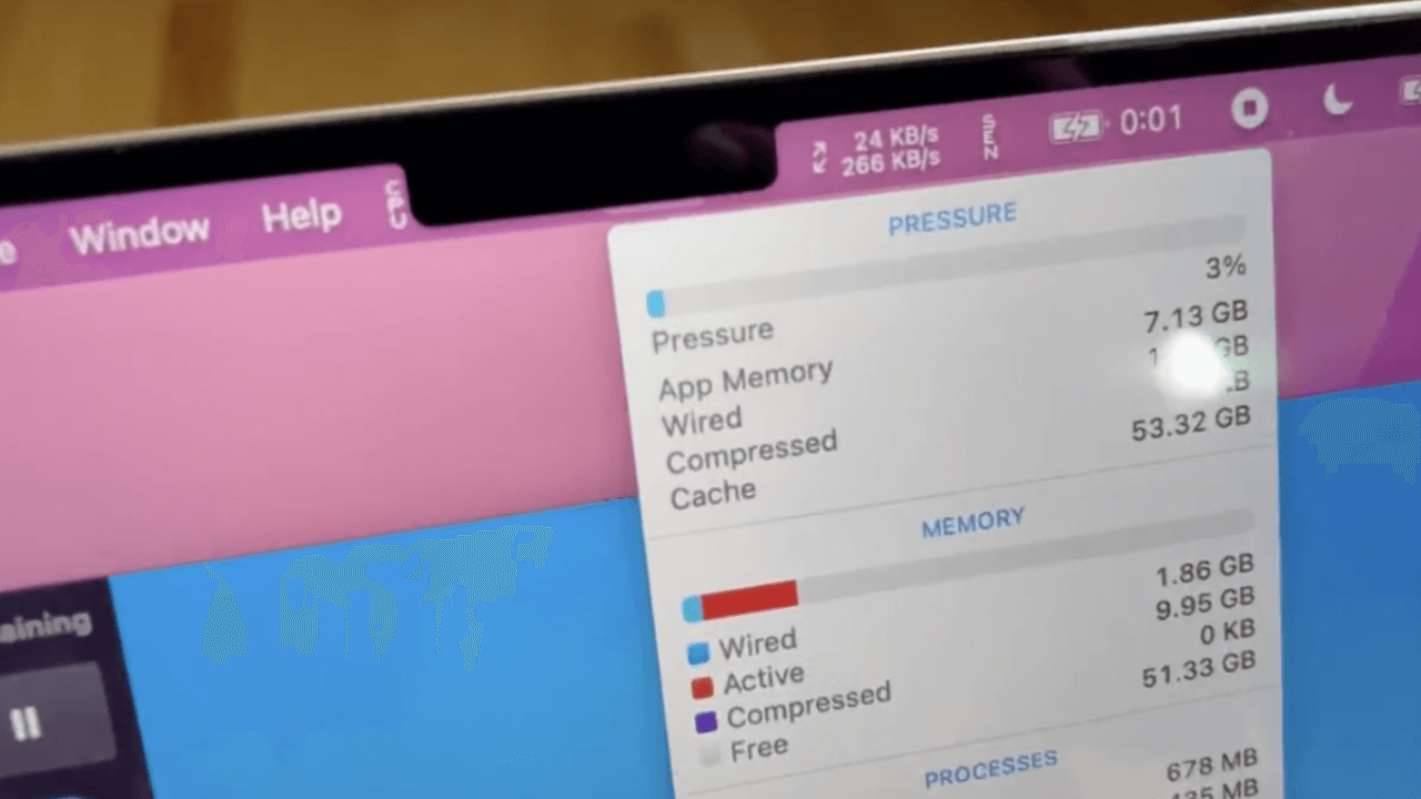 Чёлка в экране новых MacBook Pro ломает софт. Вы только посмотрите, что предлагает Apple. Фото.