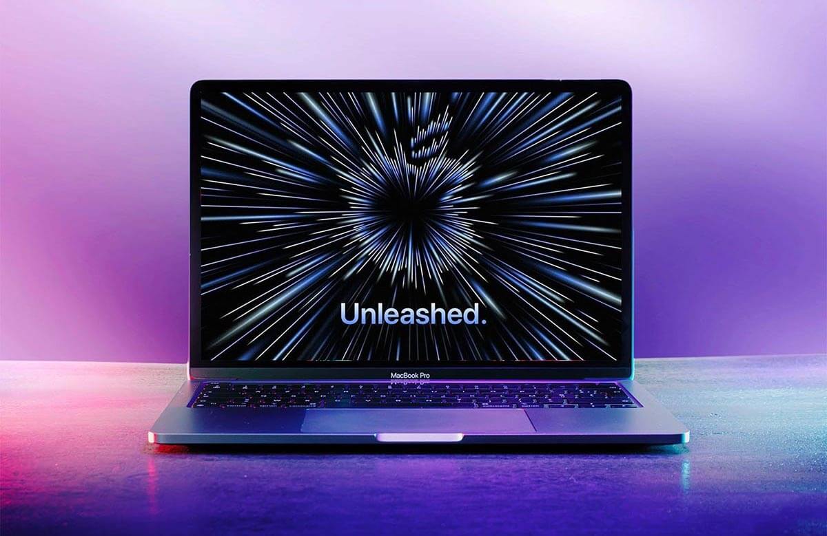 Чья графика круче: MacBook Pro 2021 или PlayStation 5. Фото.