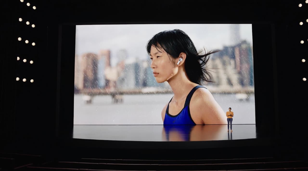 Что нового в AirPods 3. Теперь официально: AirPods защищены от влаги. Что нового в AirPods 3. Теперь официально: AirPods защищены от влаги. Фото.