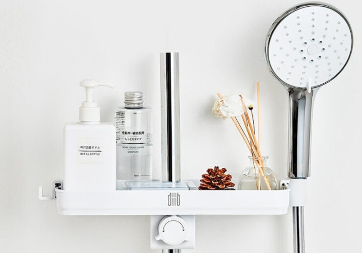 Полка для ванной. Этот органайзер крепится на душевую стойку и не требует сверления. Полка для ванной. Этот органайзер крепится на душевую стойку и не требует сверления. Фото.