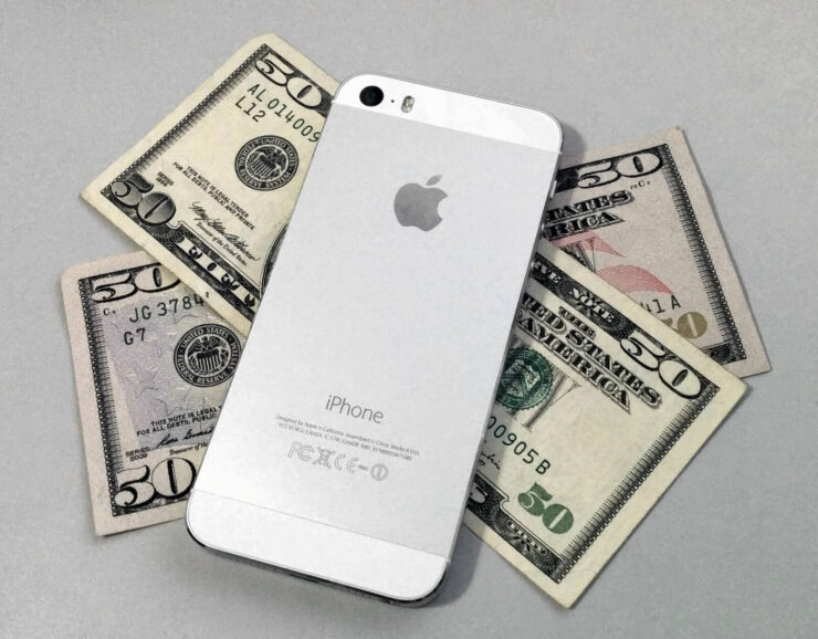 Кэшбэк за покупку Айфона. Сэкономить безумных денег на покупке Айфона не получится, но вполне реально кое-что получить обратно. Фото.