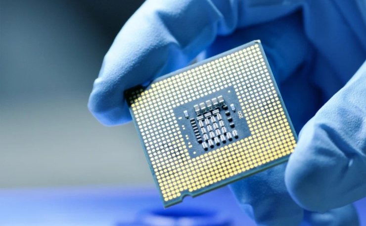 Подешевеют ли новые iPhone. TSMC хочет и может производить для Apple больше процессоров. Подешевеют ли новые iPhone. TSMC хочет и может производить для Apple больше процессоров. Фото.