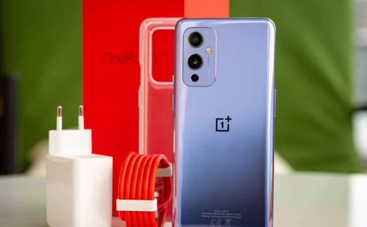 Что купить вместо iPhone SE. OnePlus 9 — топчик за свои деньги. Более практичный вариант, чем SE 2020. Фото.