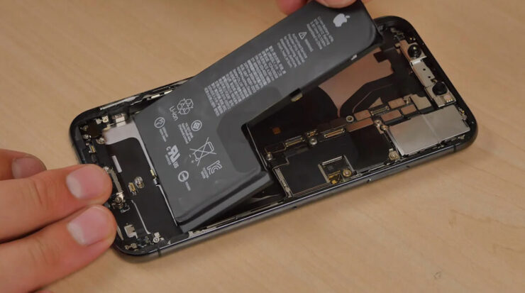 Мы ждали самостоятельного ремонта iPhone много лет. Фото.
