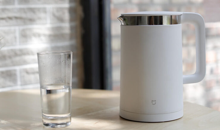 Умный чайник Xiaomi. Это единственный умный чайник в сегодняшней подборке, который управляется через приложение. Умный чайник Xiaomi. Это единственный умный чайник в сегодняшней подборке, который управляется через приложение. Фото.