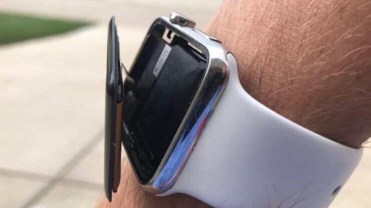 Суд против Apple. Пользователи подали в суд из-за аккумулятора Apple Watch. Суд против Apple. Пользователи подали в суд из-за аккумулятора Apple Watch. Фото.