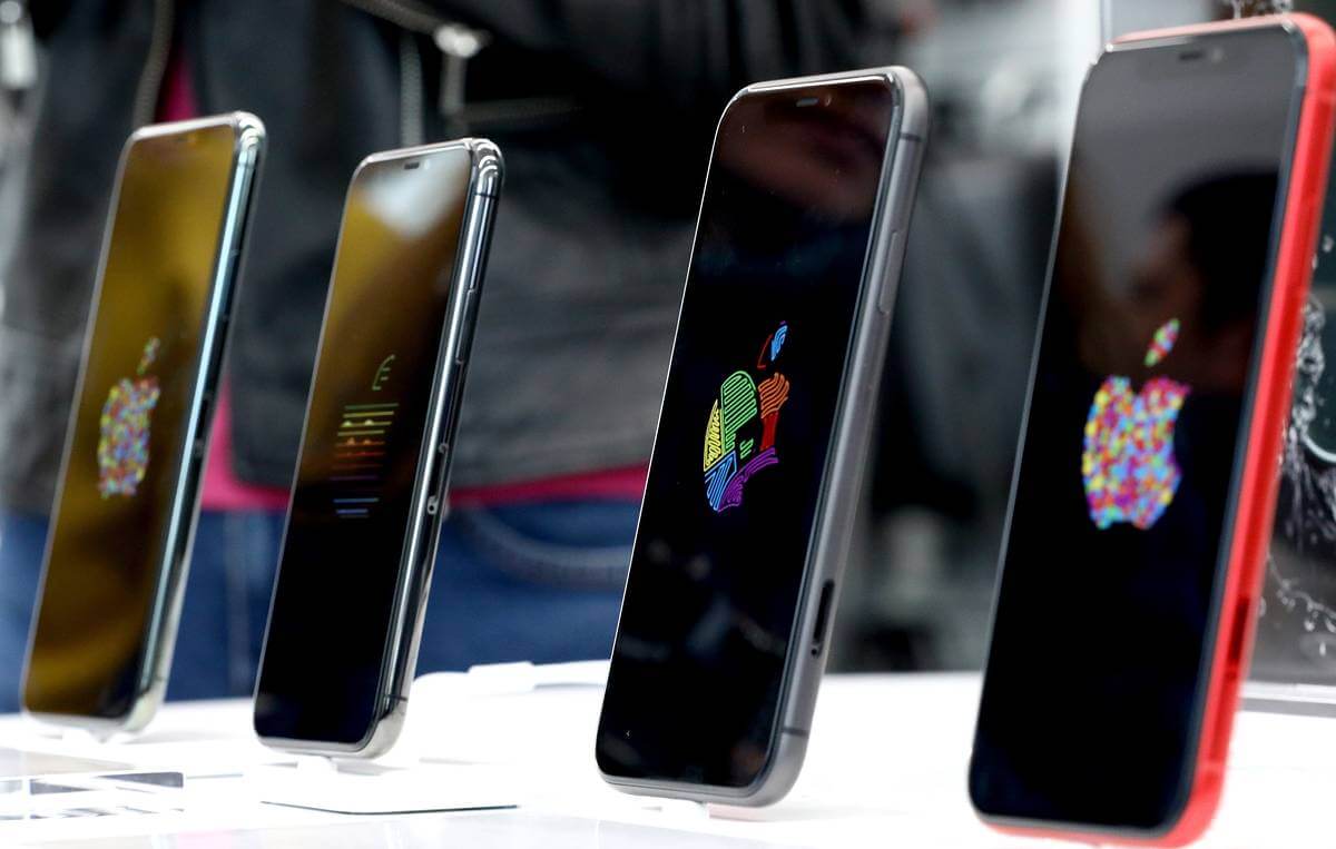 Айфонов стало слишком много: выбрать один невероятно сложно. Фото.