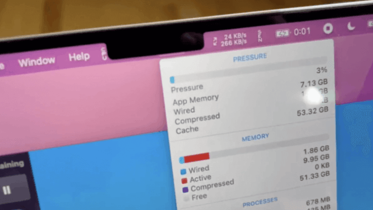 Проблемы MacBook Pro 2021. Челка новых MacBook полностью игнорирует интерфейс системы. Фото.