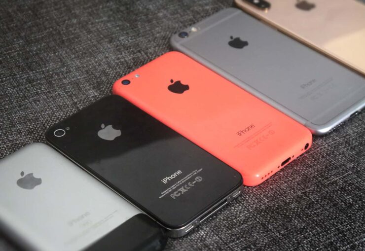 Устаревшие Айфоны. Неприятно знать то, что твой iPhone считается устаревшим. Фото.