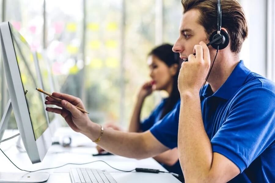 Сломались AirPods. Что делать. Смелее обращайтесь в техподдержку Apple. Вам обязательно помогут. Сломались AirPods. Что делать. Смелее обращайтесь в техподдержку Apple. Вам обязательно помогут. Фото.