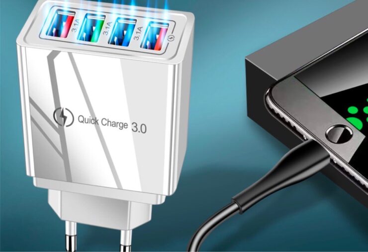 Адаптер для зарядки USB-A. Дешевый адаптер для зарядки iPhone. Адаптер для зарядки USB-A. Дешевый адаптер для зарядки iPhone. Фото.