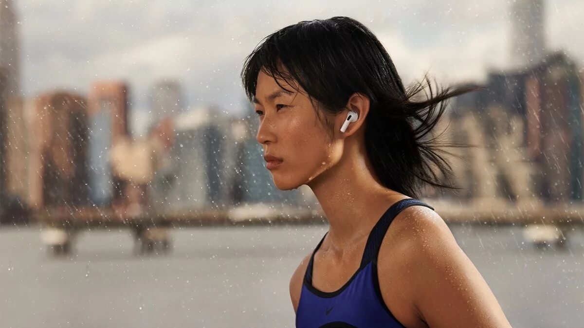 AirPods 3 — не самые лучшие наушники для спортсменов. Фото.