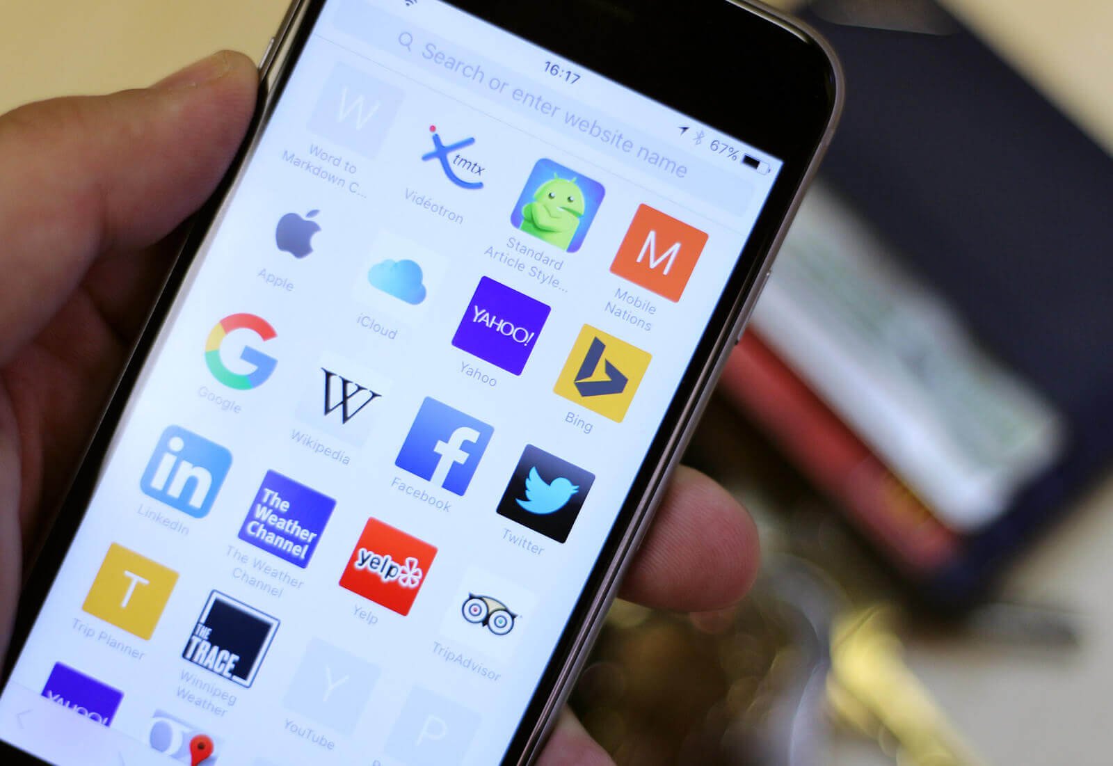 Какой браузер для Айфона лучше. Какой браузер использовать на iPhone вместо Safari? Фото.
