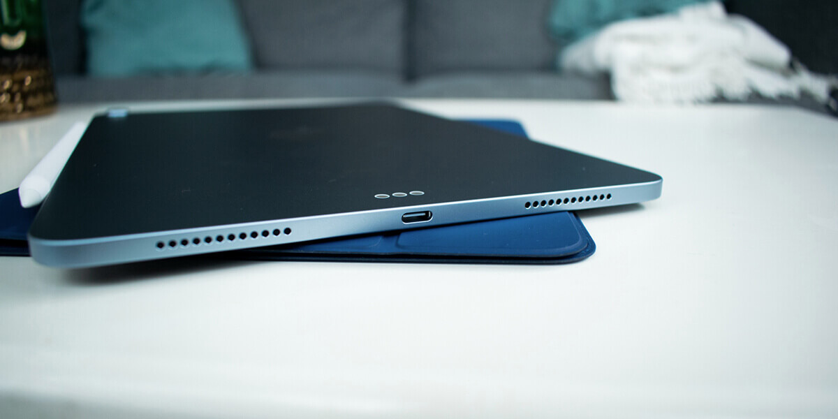 Прокачать звук в iPad Air 2022 было бы неплохо. Фото.