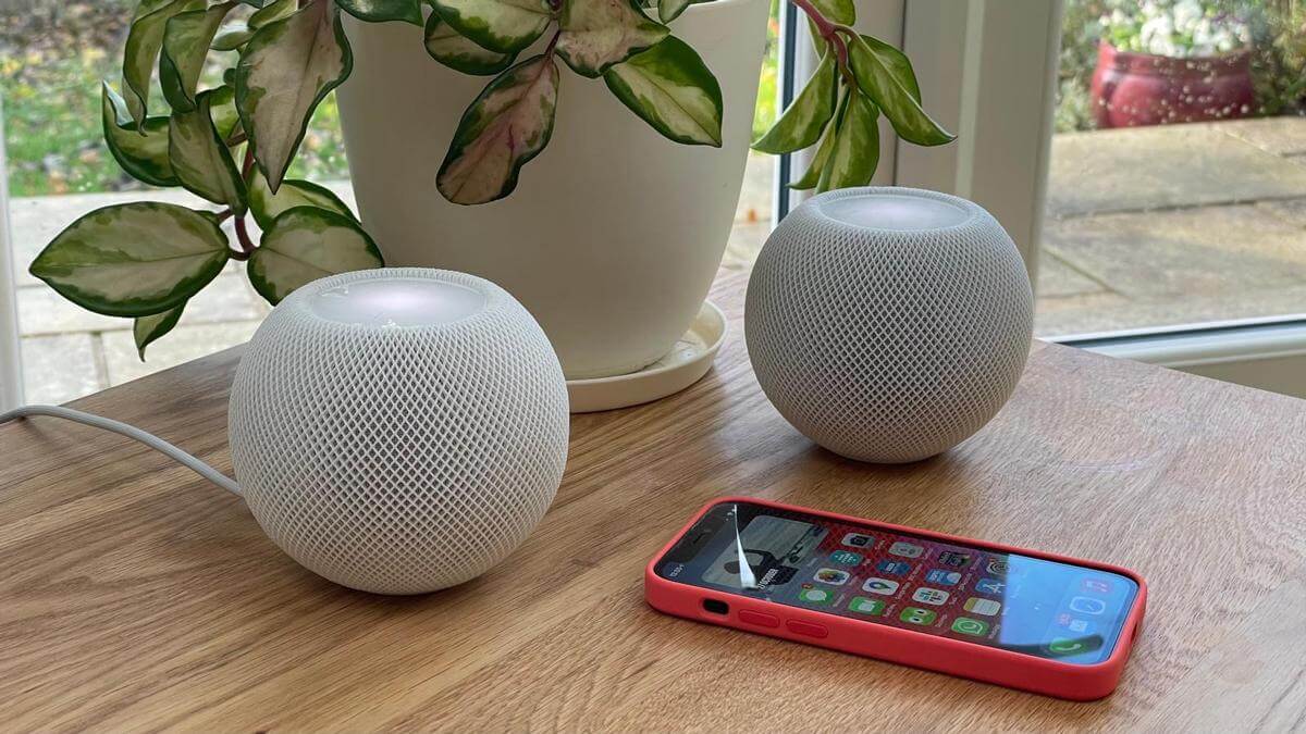 HomePod mini или Яндекс.Станция Мини. Что купить в 2022. Фото.