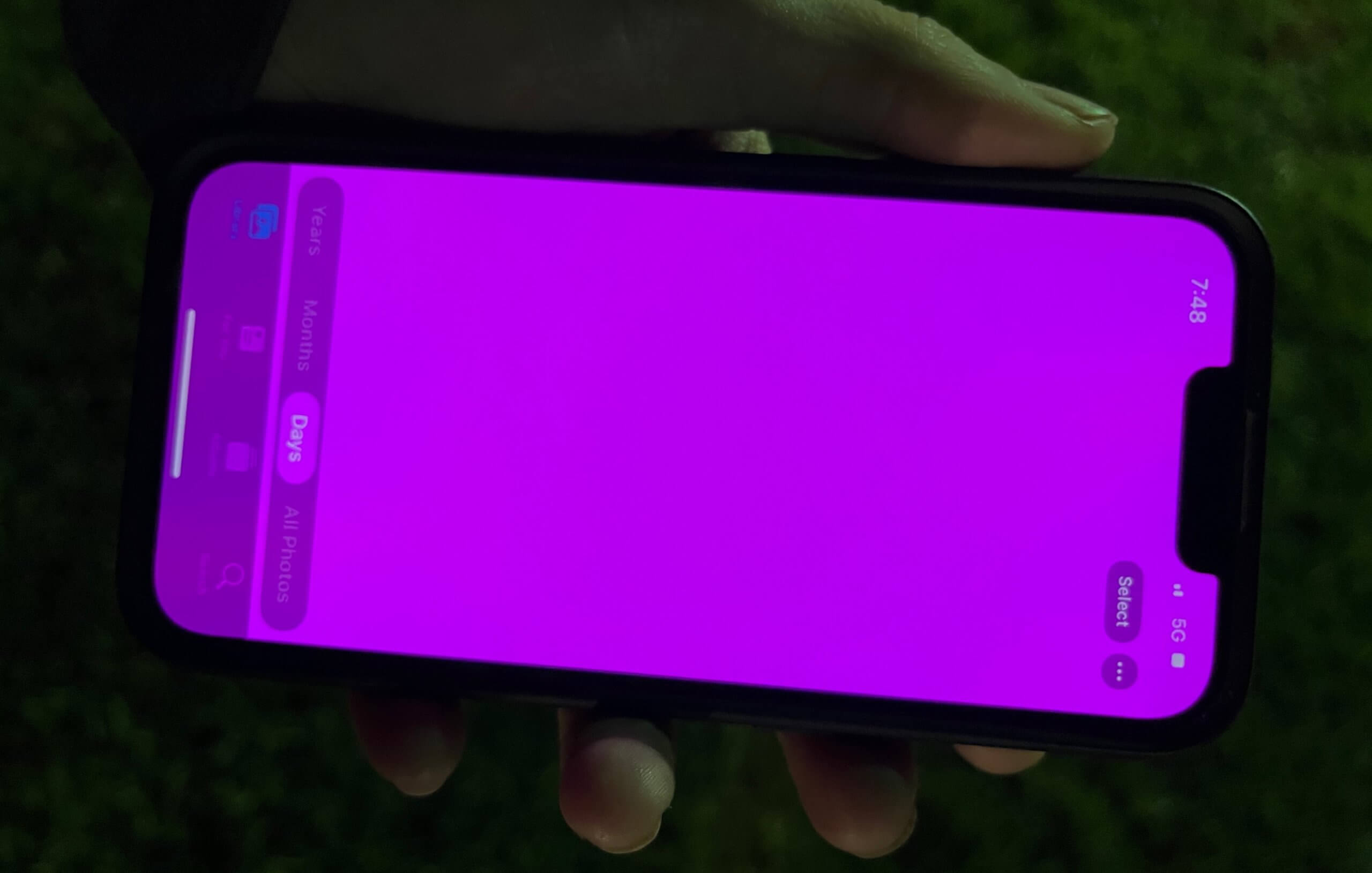 Экраны iPhone 13 розовеют и отключаются сами по себе. Что делать |  AppleInsider.ru