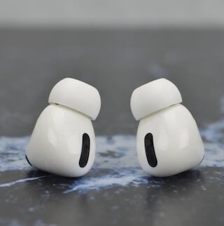 AirPods Pro 2 - фото